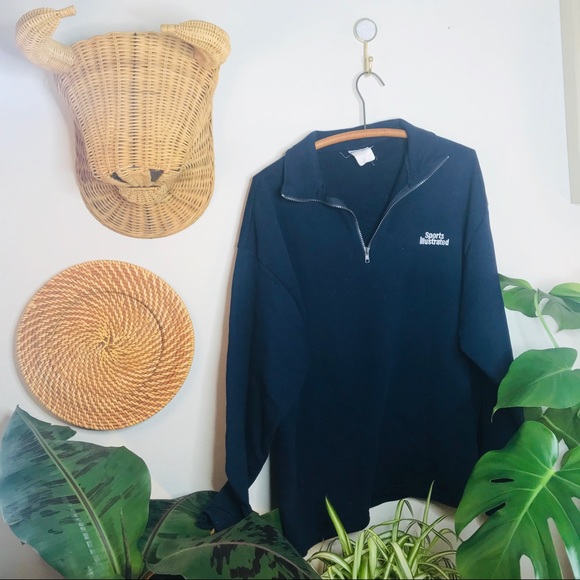 Sport’s Illustrated Quarter Zip Navy Pullover - Picture 2 of 7